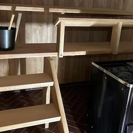 Alpehytte A Unique Lakeside Rovaniemi