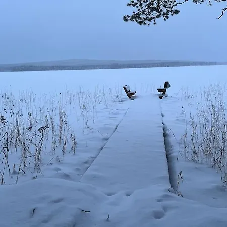 Alpesi faház A Unique Lakeside Rovaniemi