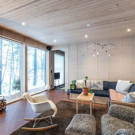 Alpesi faház A Unique Lakeside Rovaniemi