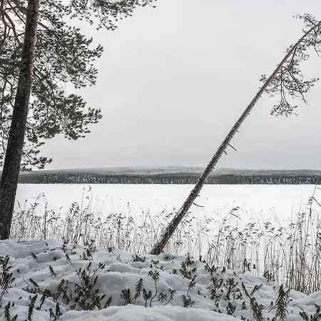 A Unique Lakeside Rovaniemi